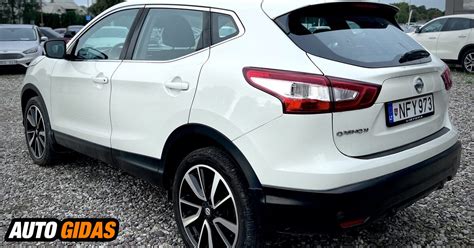 Nissan Qashqai automobilio statramstis su padangų dydžio informacija