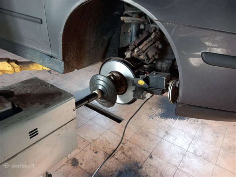 Stabdžių trinkelių ir diskų tikrinimas