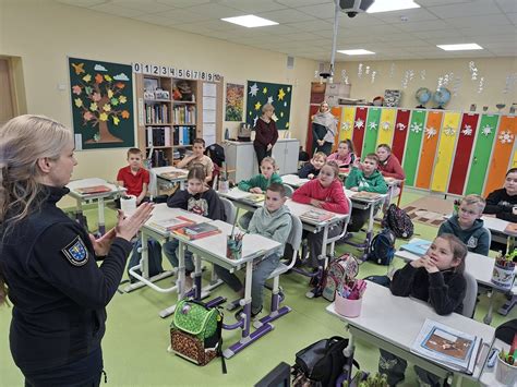 Infografika apie atšvaitų naudojimo svarbą