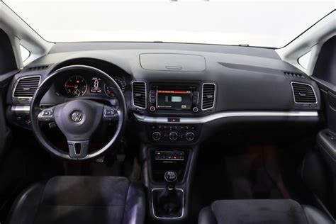 Volkswagen Sharan interjeras su išimtomis sėdynėmis