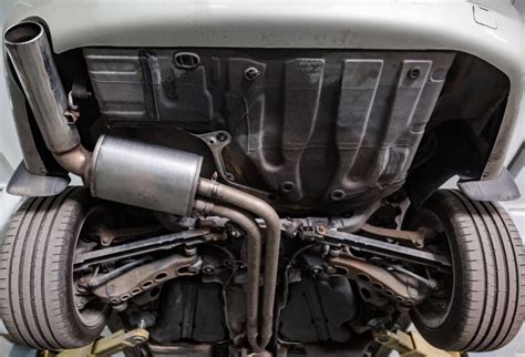 Istorinė automobilio išmetimo sistemos evoliucija