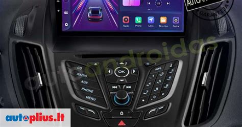 Ford Mondeo MK4 automobilio interjeras su navigacijos ekranu