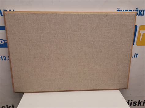 Skelbimų lenta su parduodamomis priekabomis