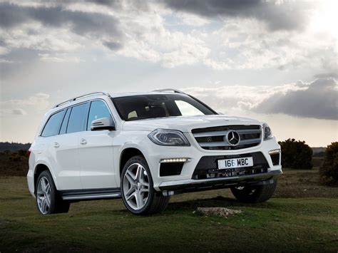 „Mercedes-Benz GL 350 BlueTec“ salono ir bagažo skyriaus nuotrauka