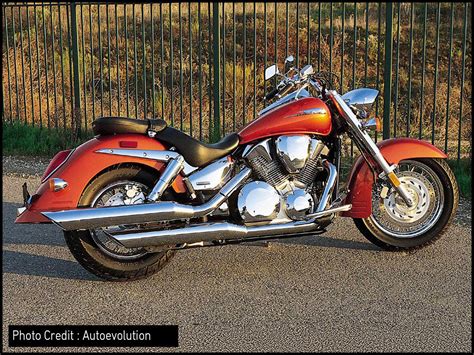 Honda VTX 1300 profilis