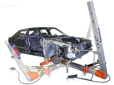 Automobilio rėmo tiesinimo stendas