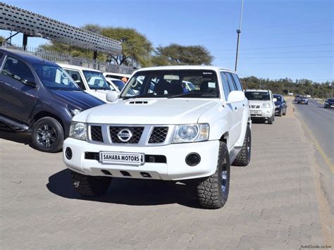 NISSAN Patrol automobilio detalės