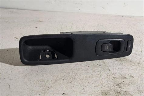 Volvo V70 langų pakėlimo mygtukas