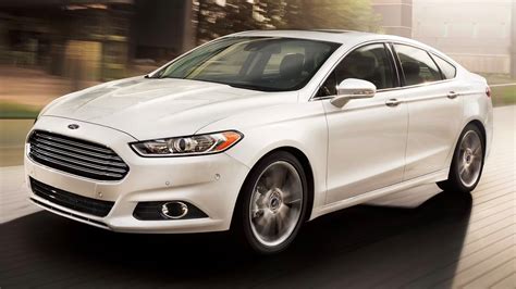 Ford Fusion automobilio interjeras