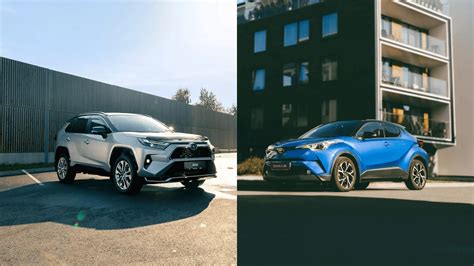 Toyota automobiliai kelyje