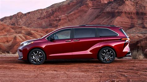 Toyota Sienna interjeras ir išorė