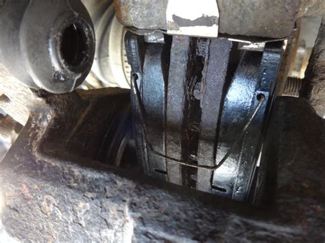 Mazda 6 galinio stabdžių suportas suremontuotas