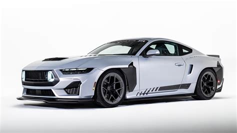 Ford Mustang su RTR Spec 2 paketu