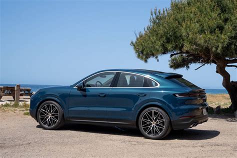 Porsche Cayenne su naujais ratlankiais