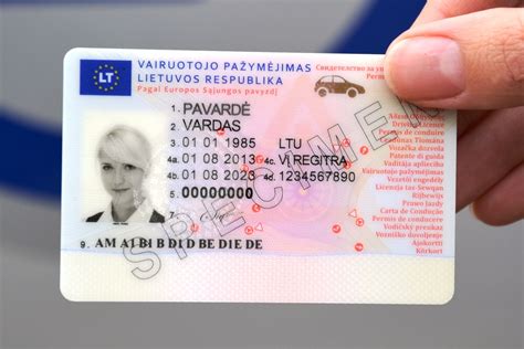 Simbolinė nuotrauka: vairuotojo pažymėjimas