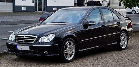 Mercedes-Benz C-Class W203 važiuoklės schema