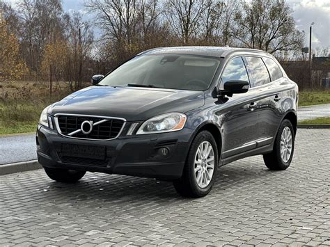 Volvo XC60 techniniai duomenys ir kuro sąnaudos
