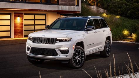 „Jeep Grand Cherokee“ interjero dizainas