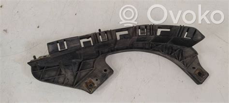 Nuotrauka Subaru Forester priekinio žibinto su matomu reguliavimo varikliu