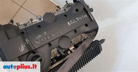 Schema, vaizduojanti skirtingus Volvo S80 variklio tipus ir jų charakteristikas.