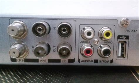 RF OUT prijungimas