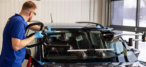 Automobilių stiklų remonto procesas