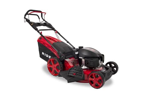 Nuotrauka žoliapjovės su Honda varikliu