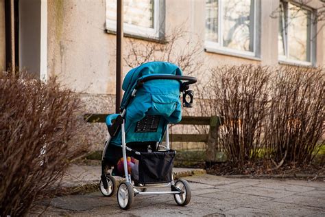 Infografika: Vaiko išlaikymo kaštai Lietuvoje