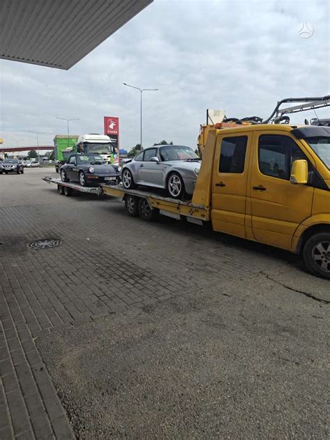 automobiliu transportavimo vagonai