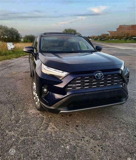 Toyota RAV4 priekis