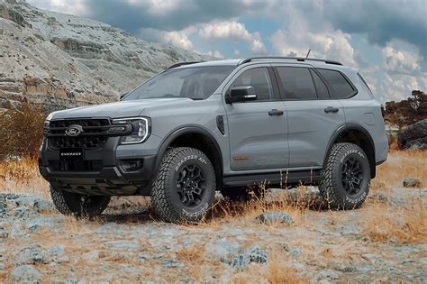 Ford Everest bekelėje