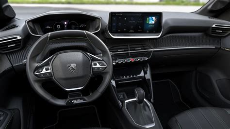Peugeot 208 interjeras su i-Cockpit