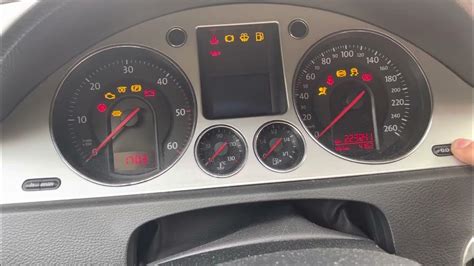 VW Passat B6 salono ventiliatoriaus vieta automobilio prietaisų skydelyje