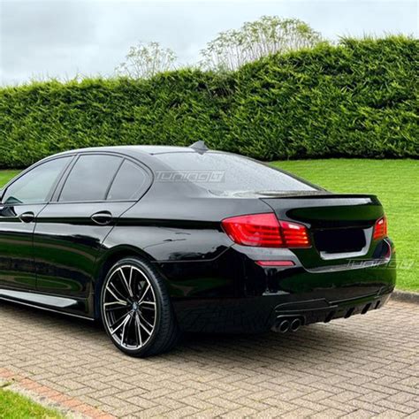 BMW F10 sedanas