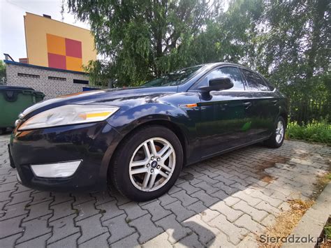 Ford Mondeo MK4 radijo ekrano vaizdas su užrašu 