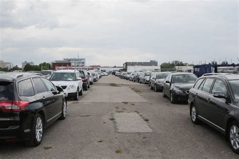Pokyčiai automobilių turguose