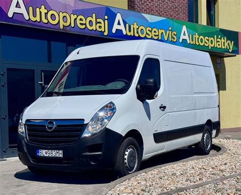 OPEL automobilis servise