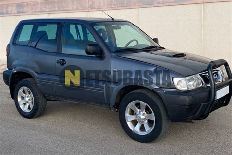 Nissan Terrano 2 nuotrauka iš priekio