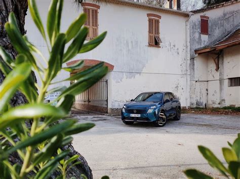 Peugeot elektrifikuoti automobiliai