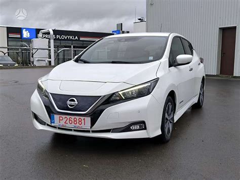 Nissan Leaf automobilio priekis ir galas