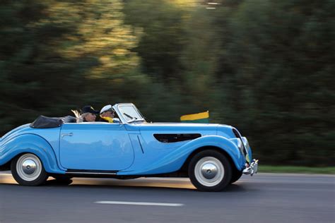 Istorinis garo automobilis