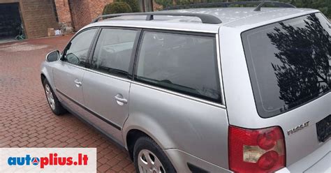 VW Passat universalas interjeras su ACC valdymo mygtukais
