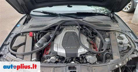 Audi A8 variklio skyrius