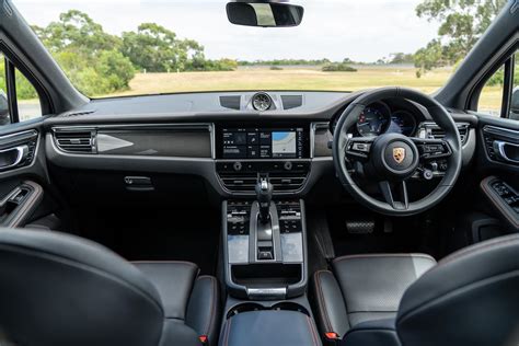 Porsche Macan interjero dizainas