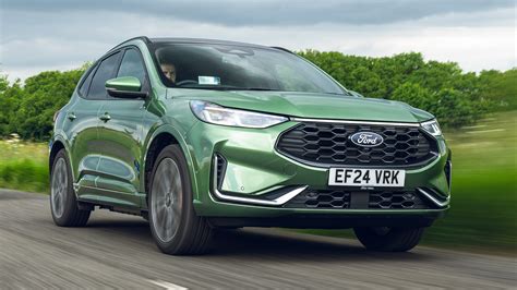 Ford Kuga PHEV automobilio nuotrauka