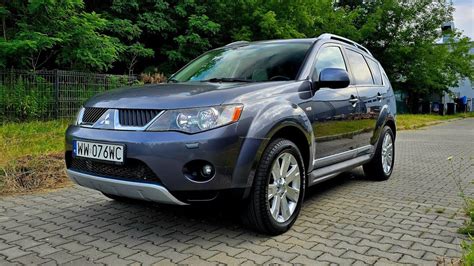 Mitsubishi Outlander II 2.0 DID Instyle išorė
