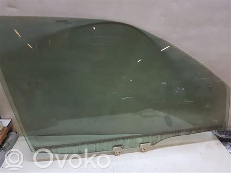 Nissan X-Trail priekinis stiklas su šildymo elementais