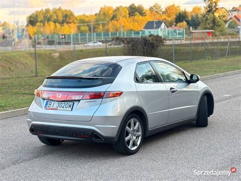 Honda Civic VIII priekinės svirties nuotrauka