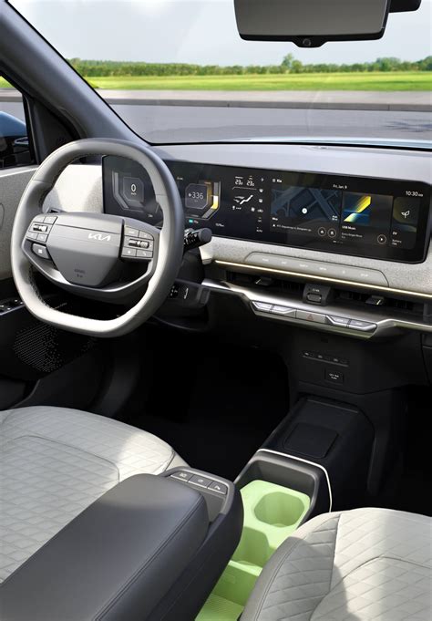 naujas elektrinis visureigis Kia EV2