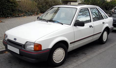 Ford Escort IV Express 35 priekis